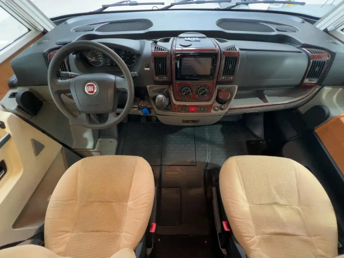RAPIDO 966 F - Ansicht 7